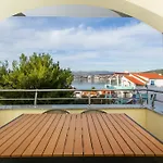 Luna * Trogir