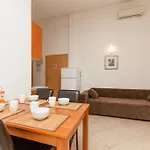 Luna Apartment