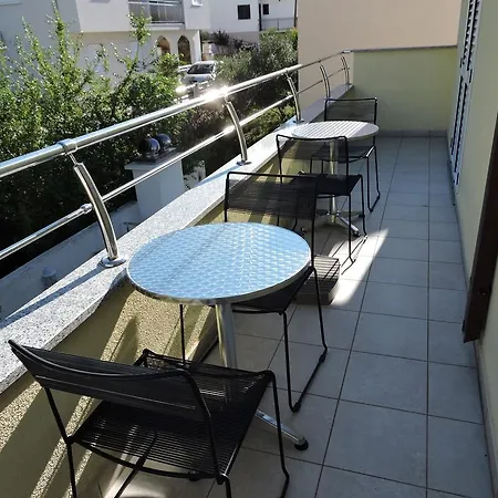 Luna Apartment