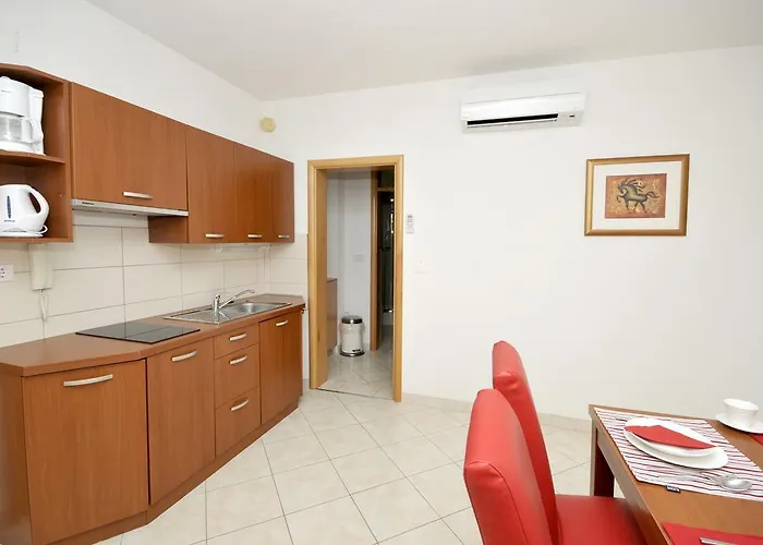 Luna Apartman Trogir