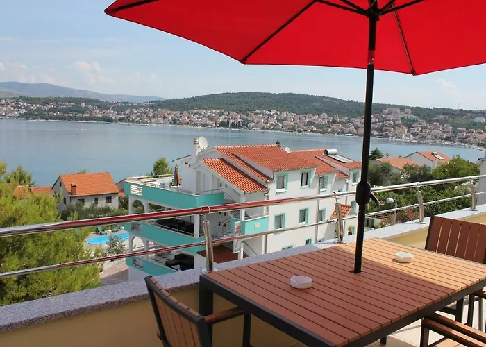 Luna Apartman Trogir