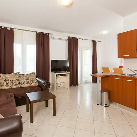 Apartment Luna *