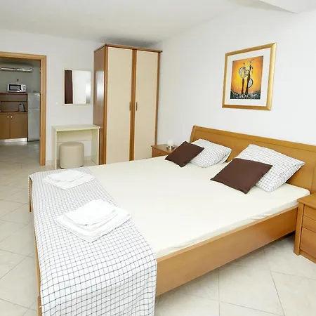 Luna Apartmán
