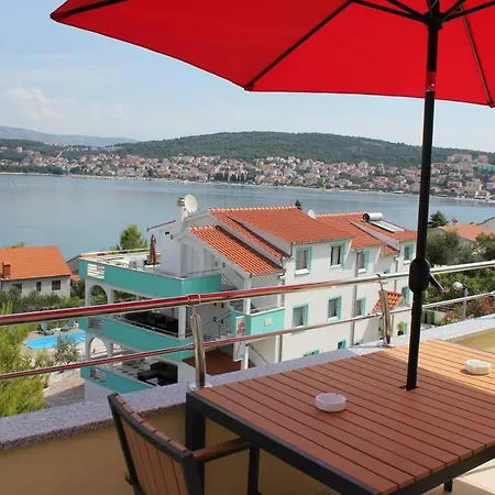 Luna Apartmán Trogir